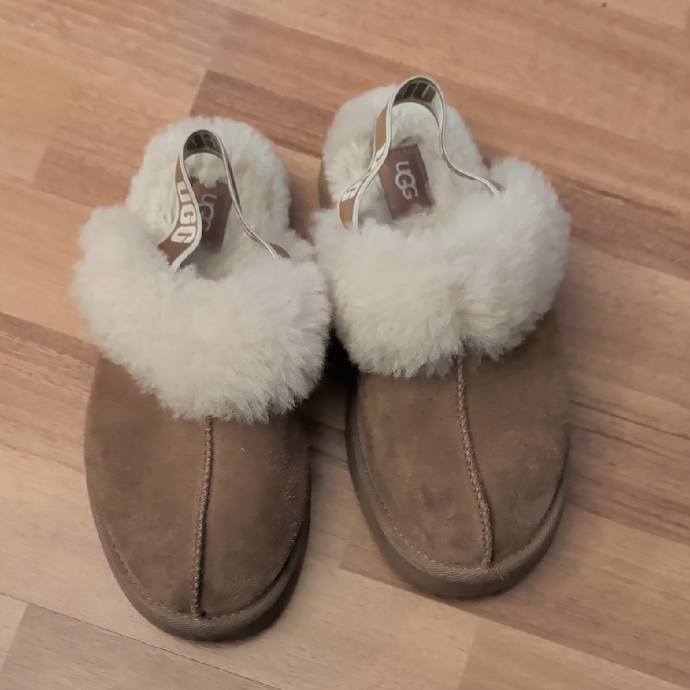UGG Tan Sheepskin Slippers with Cream Lining